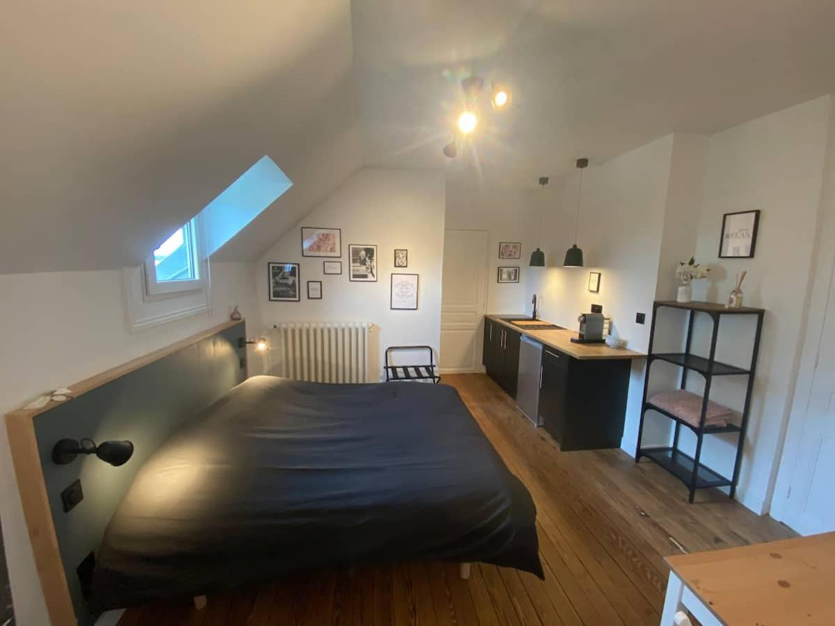 Le Manoir Des Lys Apartment Tilly-sur-Seulles ภายนอก รูปภาพ