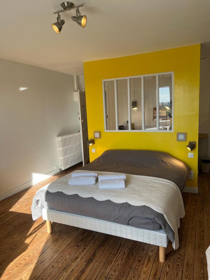 Le Manoir Des Lys Apartment Tilly-sur-Seulles ภายนอก รูปภาพ