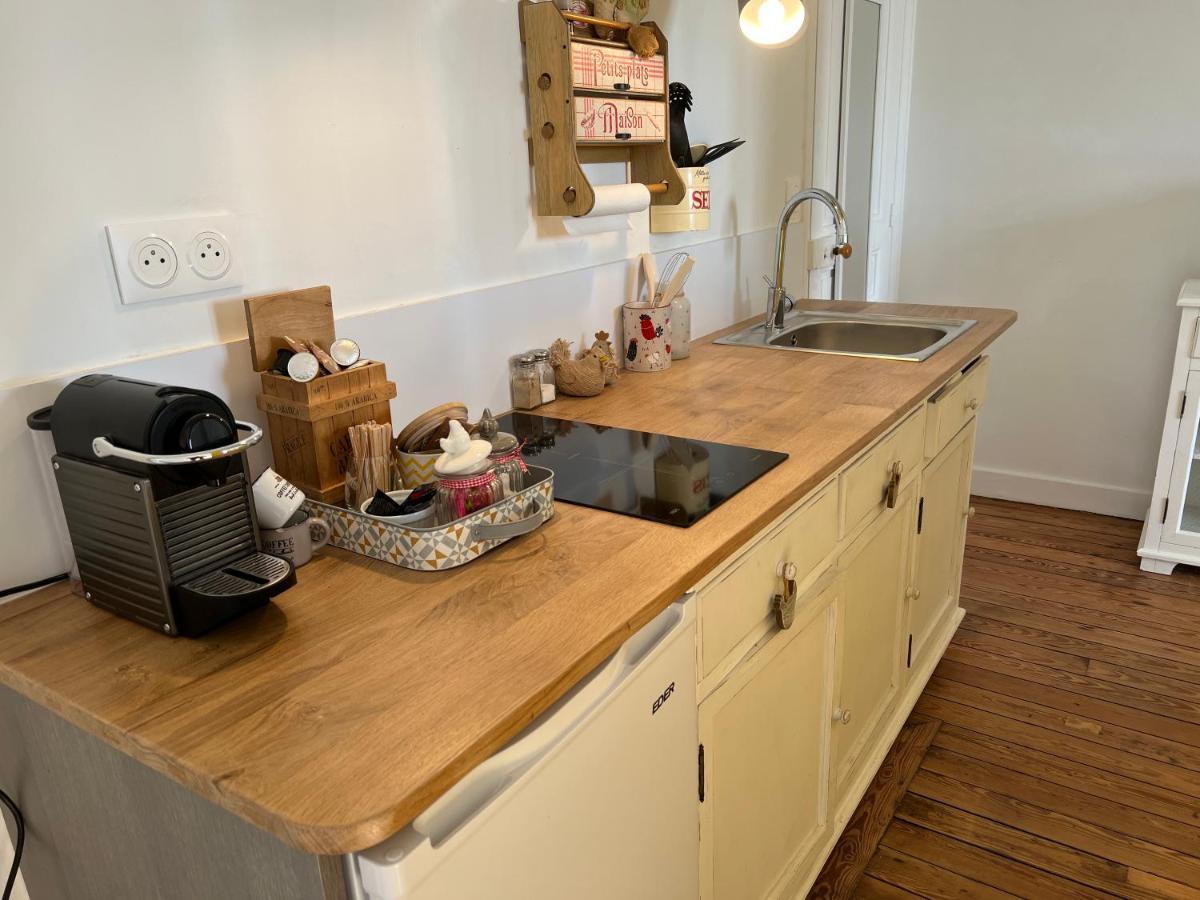 Le Manoir Des Lys Apartment Tilly-sur-Seulles ภายนอก รูปภาพ