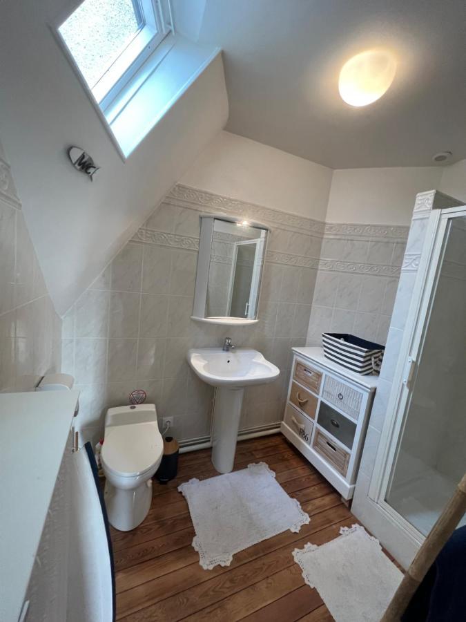 Le Manoir Des Lys Apartment Tilly-sur-Seulles ภายนอก รูปภาพ